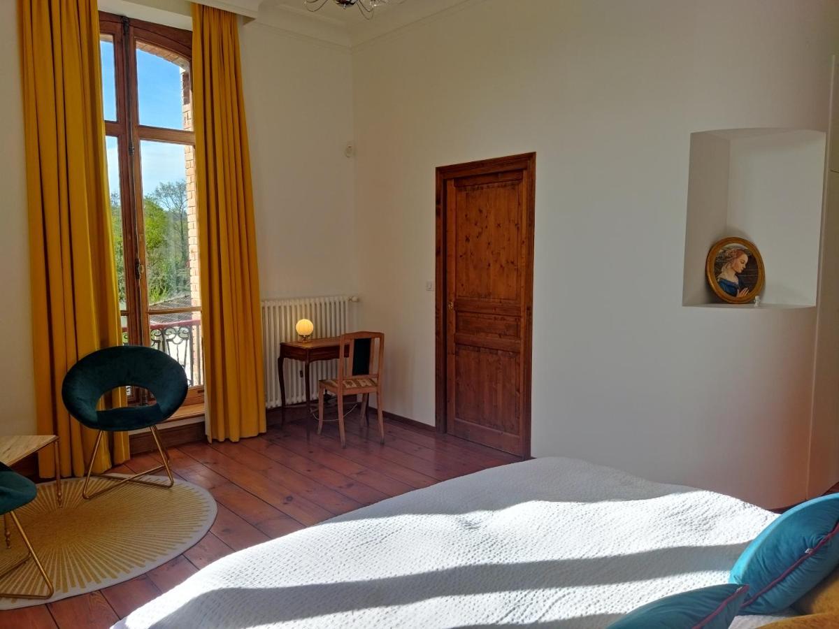 Domaine De La Tisnere Bed and Breakfast Gelos Buitenkant foto