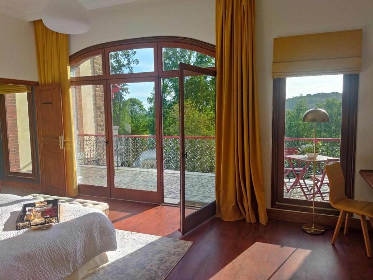 Domaine De La Tisnere Bed and Breakfast Gelos Buitenkant foto