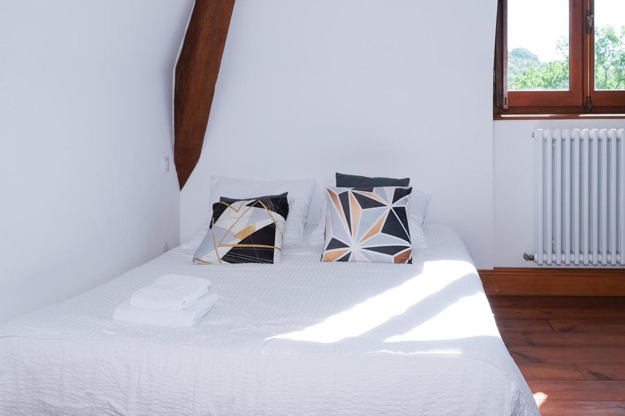 Domaine De La Tisnere Bed and Breakfast Gelos Kamer foto